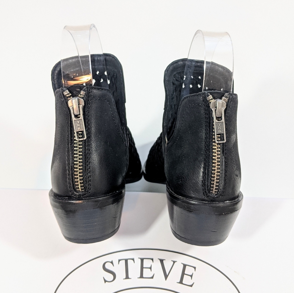 Steve Madden Tia Black Nubuck Leather Woven Boot Women's 5 - Picture 4 of 6